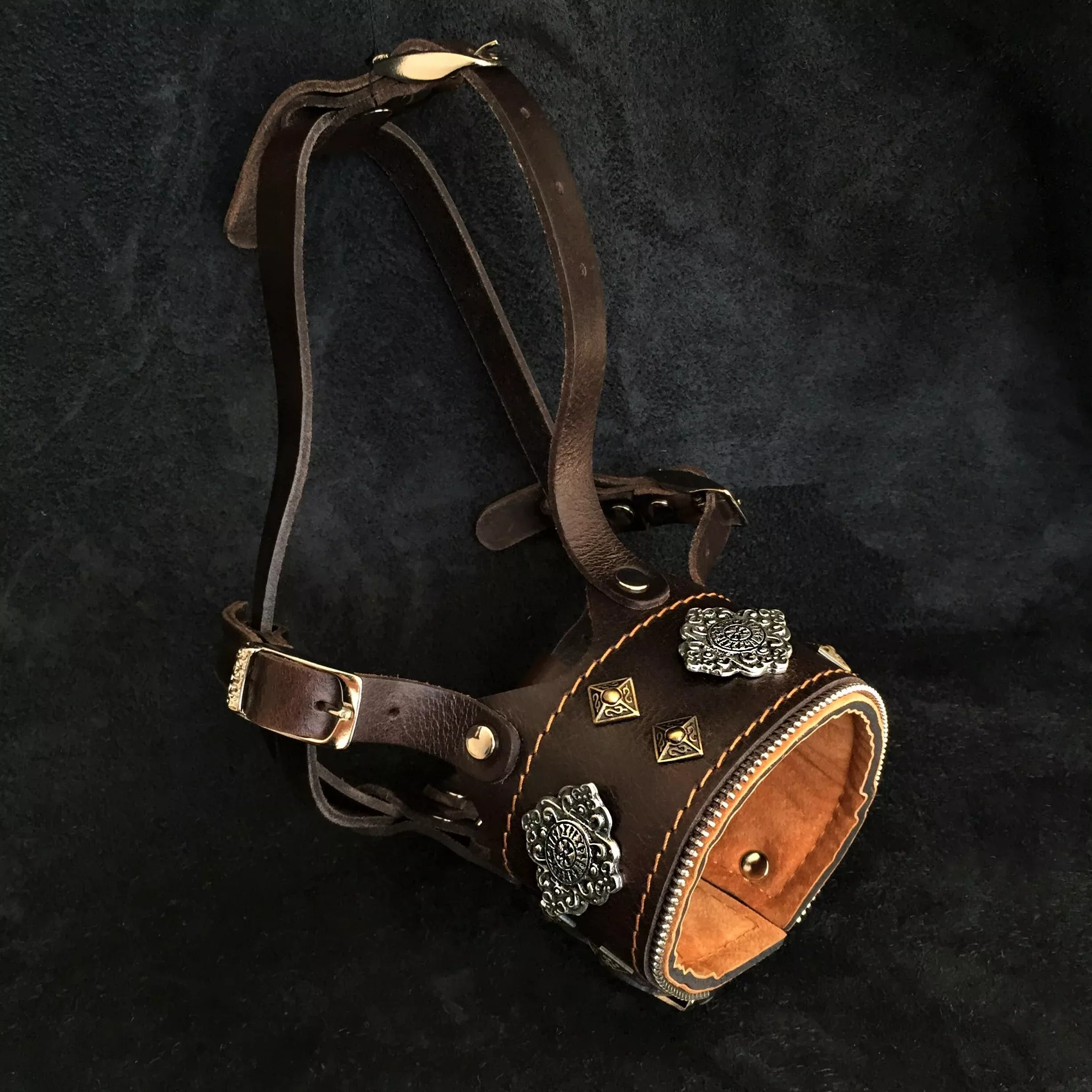 aztec-leather-muzzle The “Aztec” leather muzzle