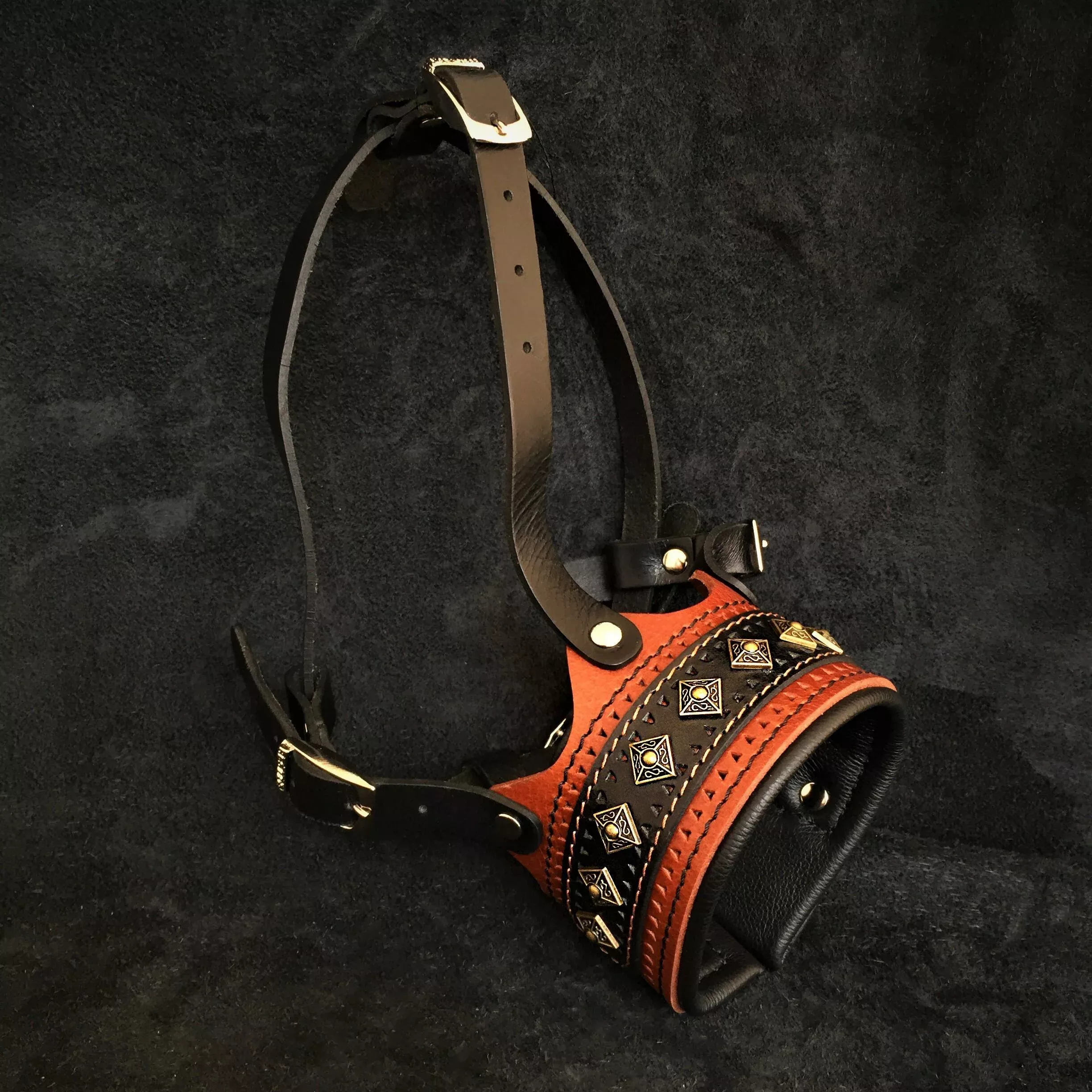 balteus-leather-muzzle-brown The “Balteus” leather muzzle BROWN