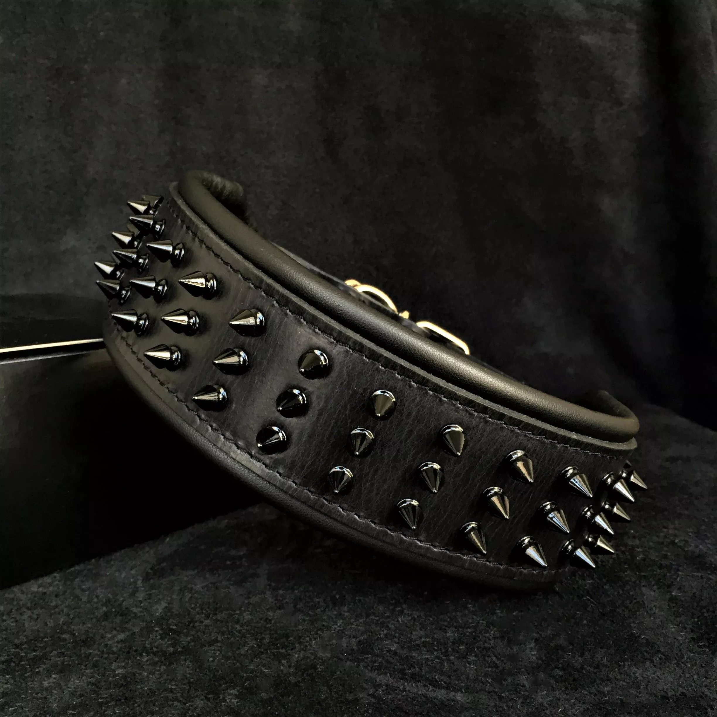 black-giant-collar ”Black Giant” collar