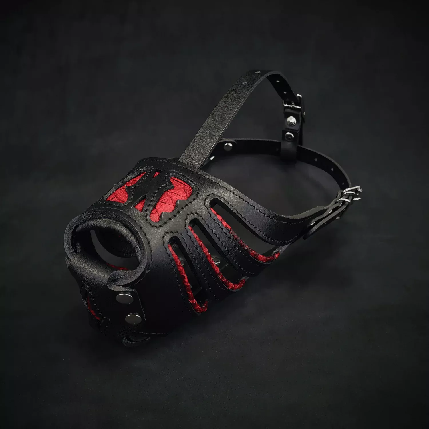 red-dragon-basket-muzzle The ”Red Dragon” basket muzzle